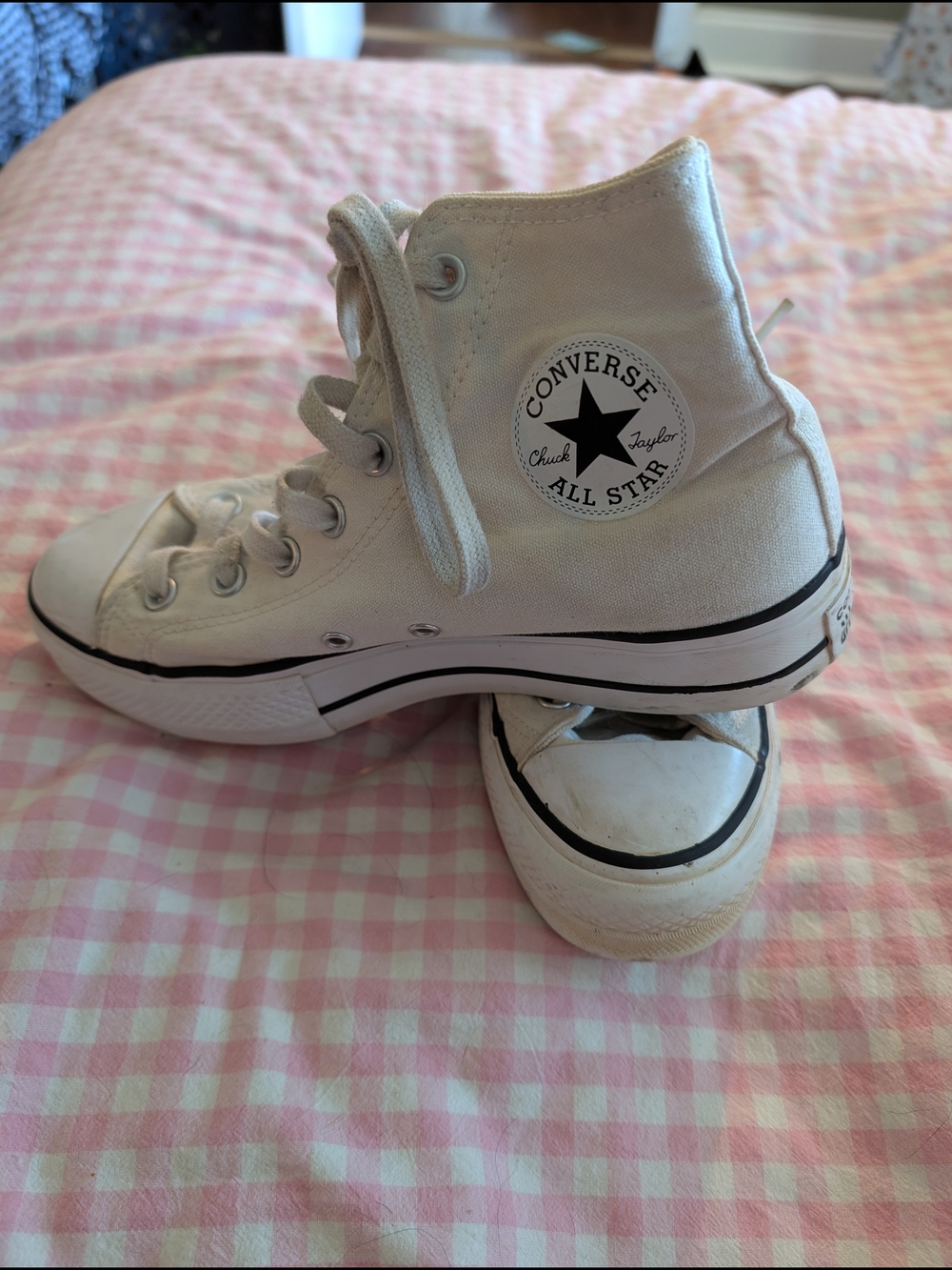 Converse Chuck Taylor All Star High Top Sneakers - White